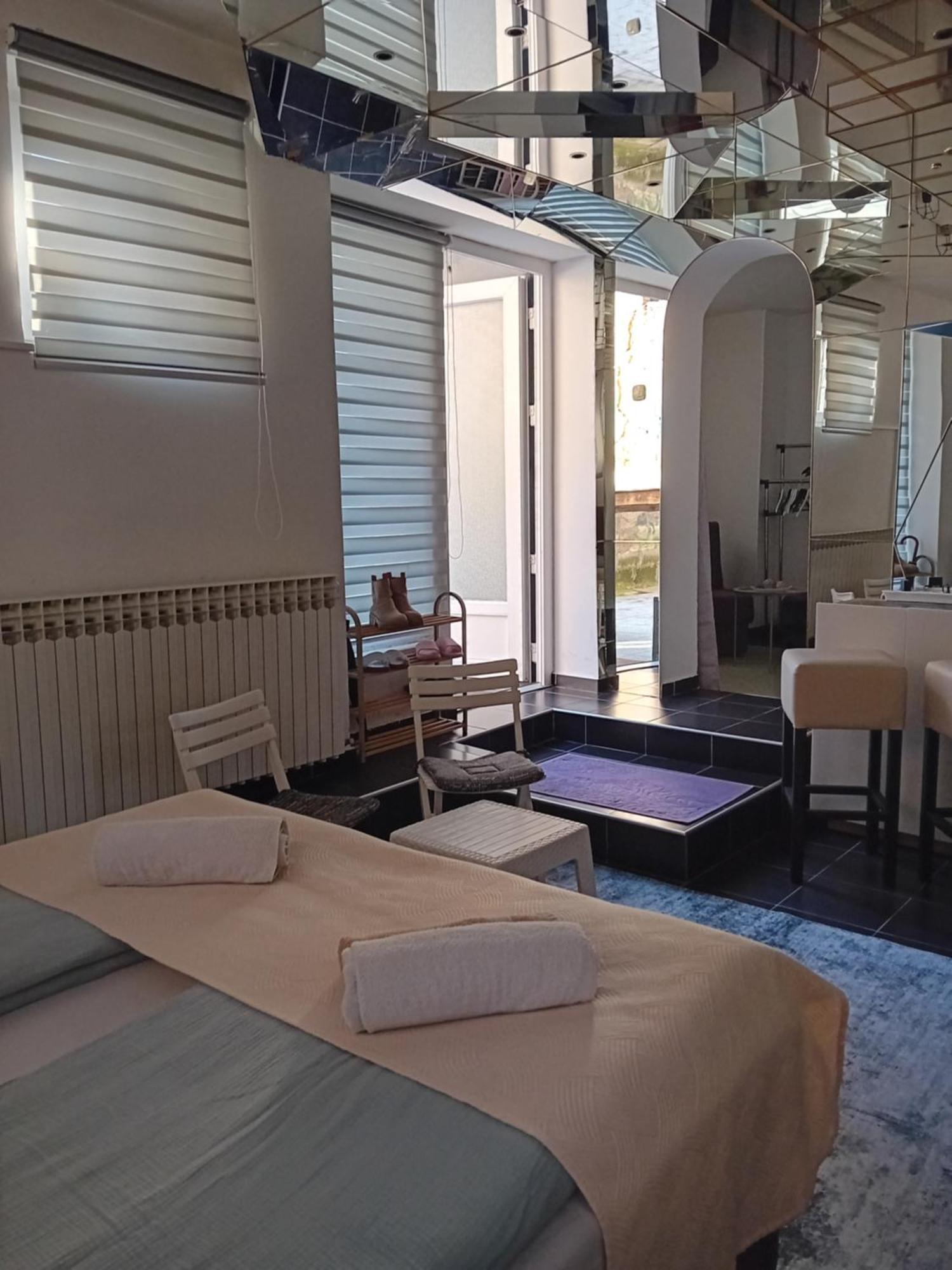 Floki Studio In The Center Сараево Экстерьер фото